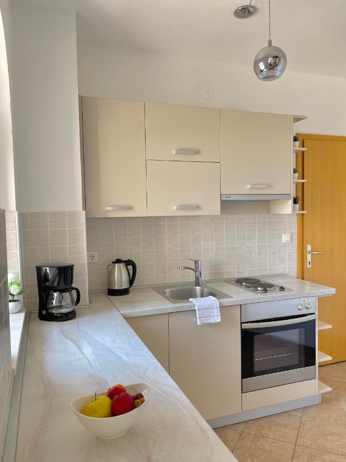 Apartments Tony Biograd Na Moru Εξωτερικό φωτογραφία