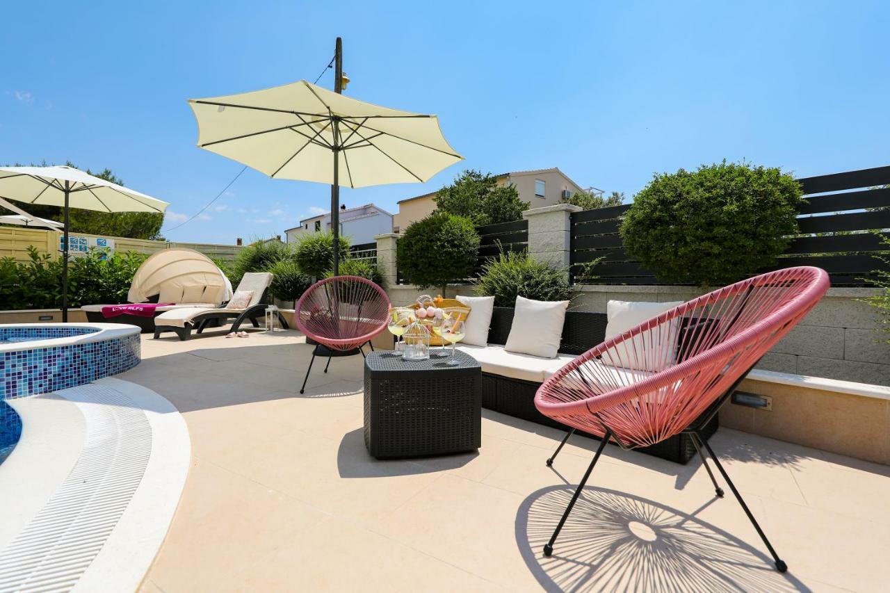 Apartments Tony Biograd Na Moru Εξωτερικό φωτογραφία