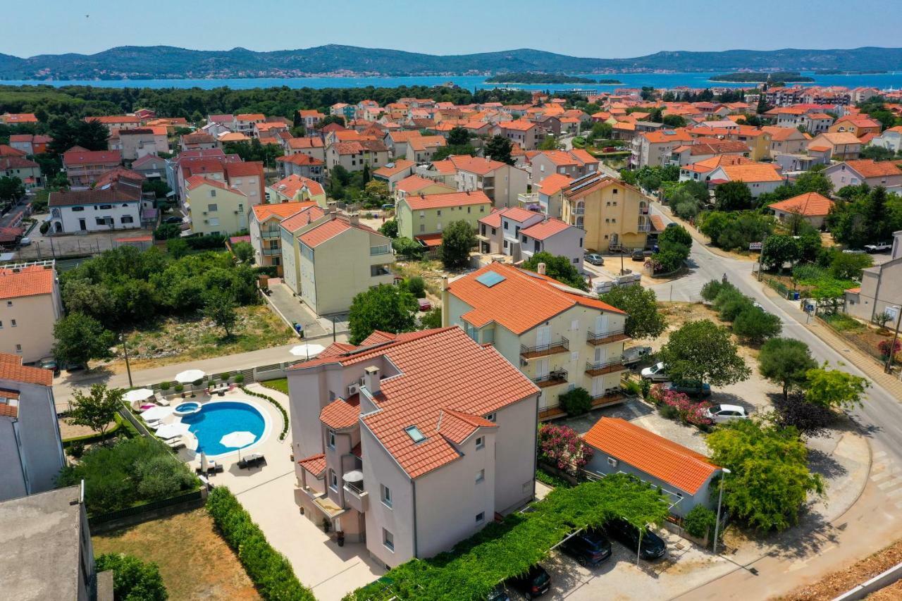 Apartments Tony Biograd Na Moru Εξωτερικό φωτογραφία