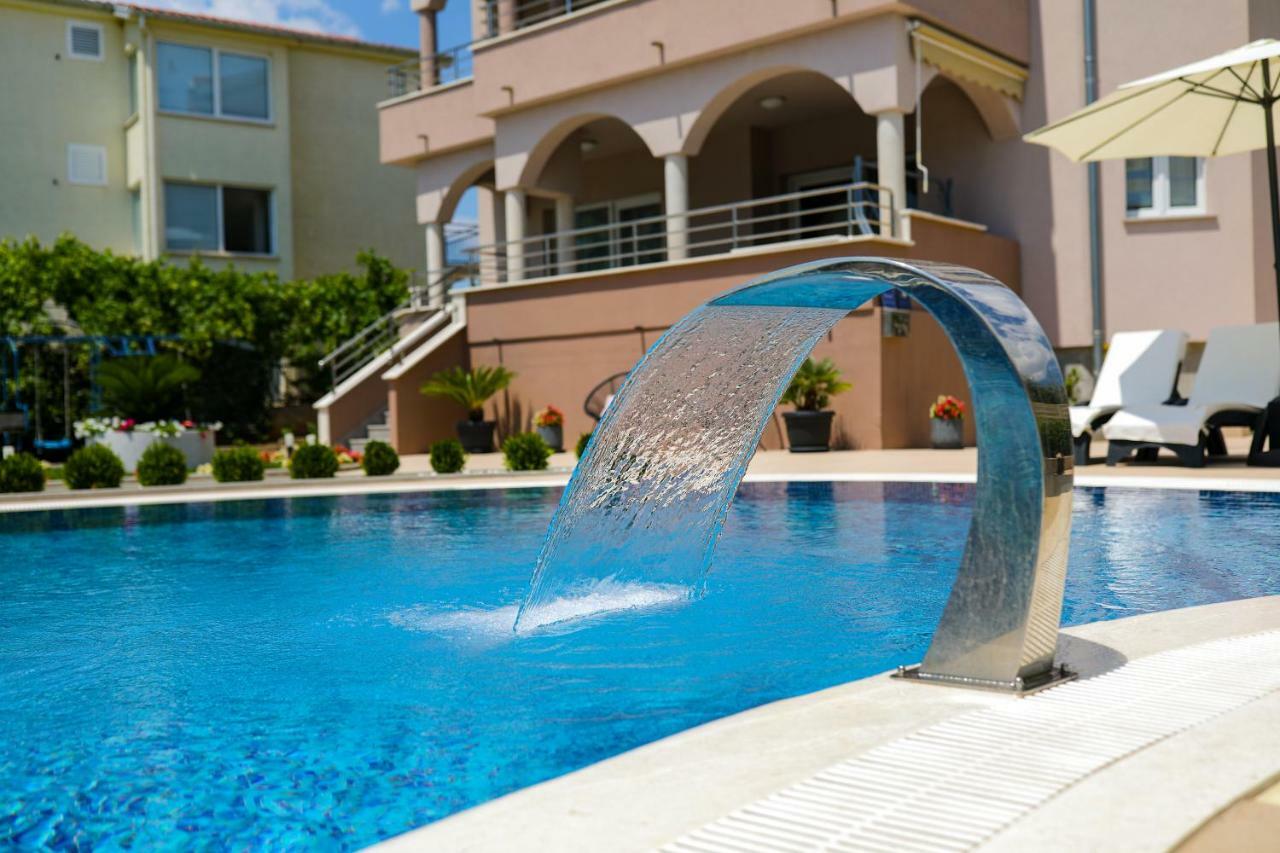 Apartments Tony Biograd Na Moru Εξωτερικό φωτογραφία